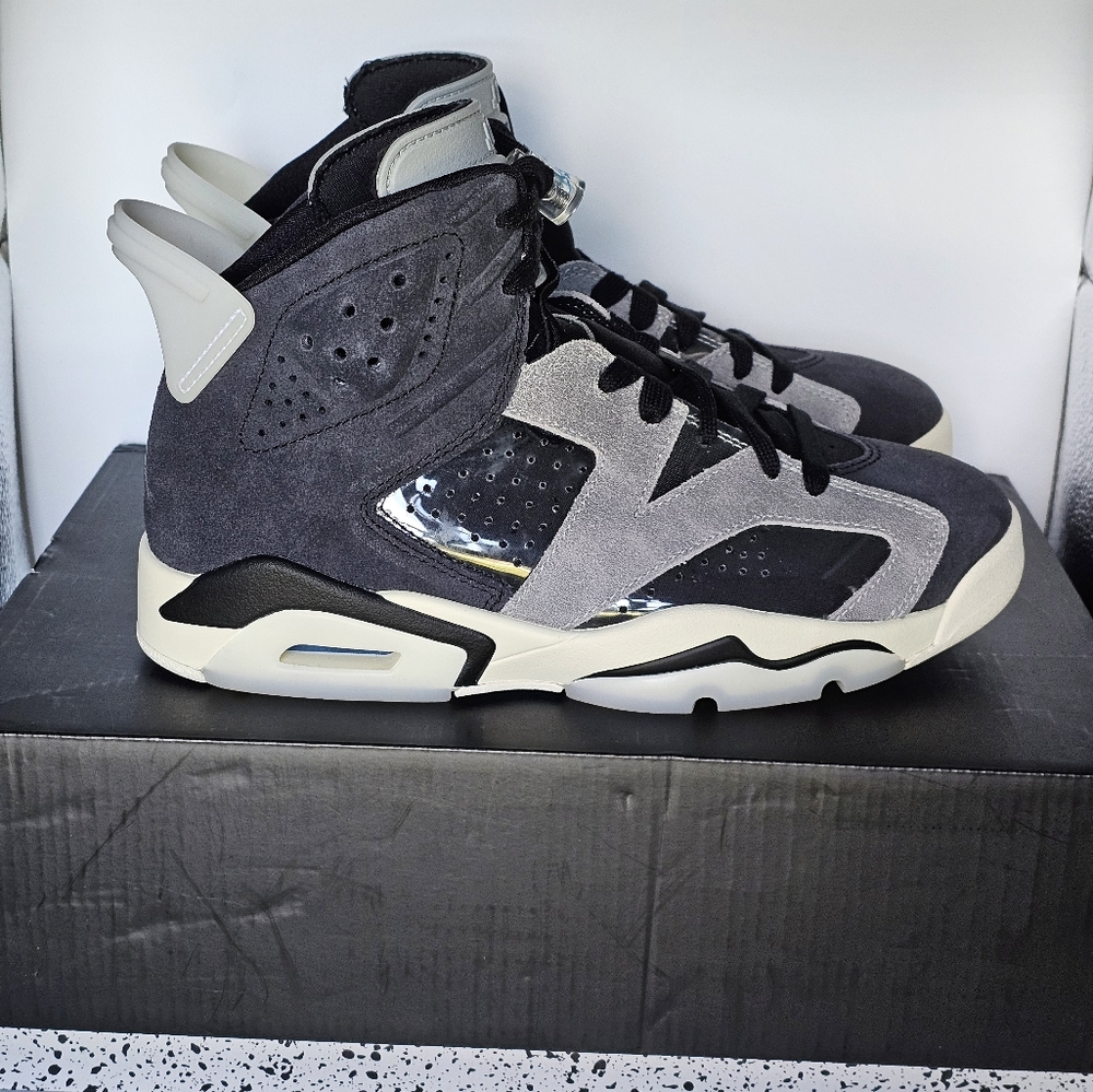 WMNS Air Jordan 6 Retro CK6635-001 Size 7.5